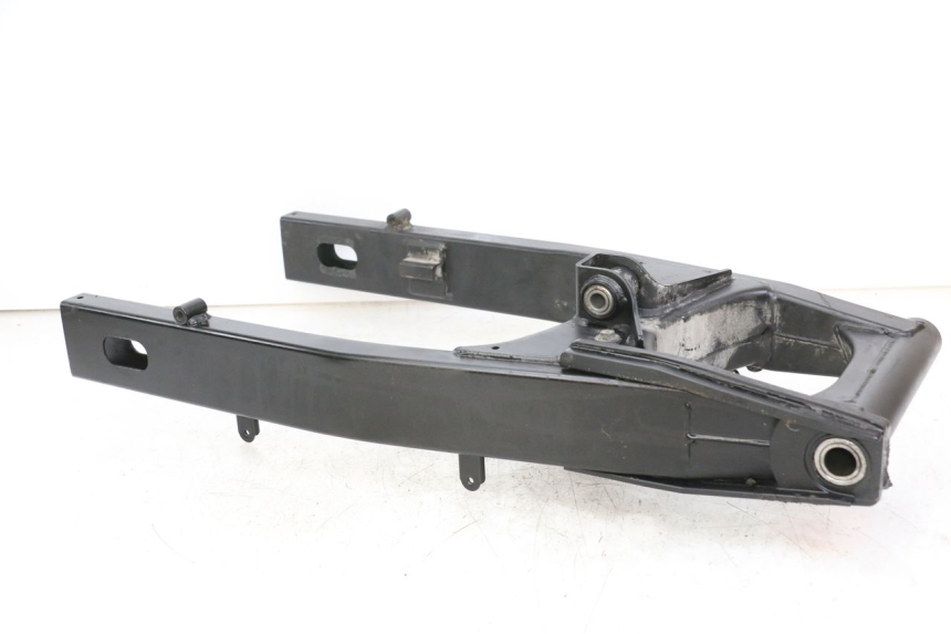 photo de BASCULANTE SUZUKI GSR 750 (2011 - 2017) - Vista principal