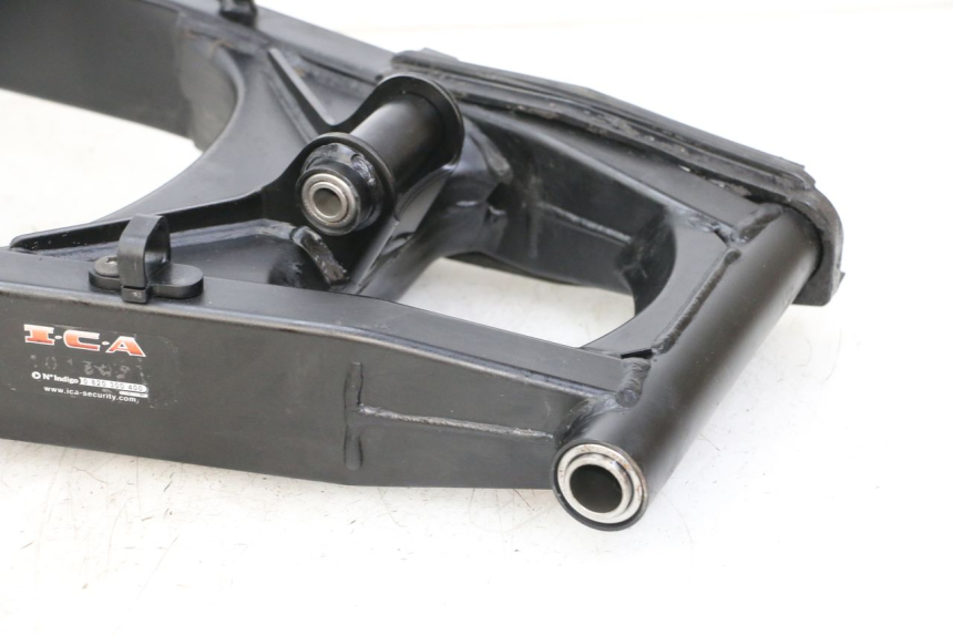 photo de BRAZO OSCILANTE SUZUKI GSX F GSXF 650 (2007 - 2015) - Marcados y referencias originales