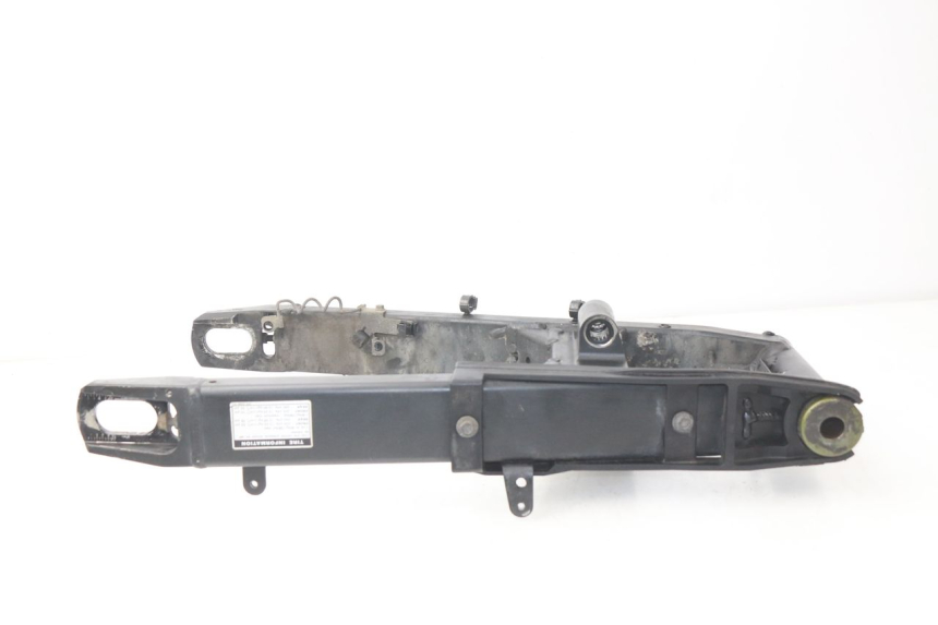 photo de BASCULANTE YAMAHA TDM ABS 900 (2002 - 2014) - Detalles de los puntos de fijación