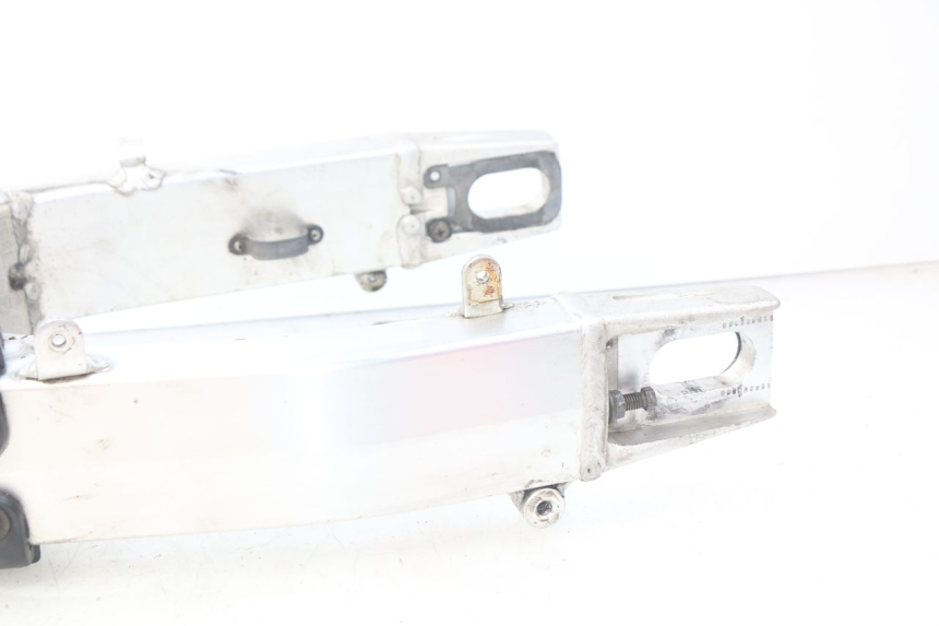 photo de BRAZO OSCILANTE SUZUKI TLS TL S 1000 (1997 - 2001) - Recambio usado revisado