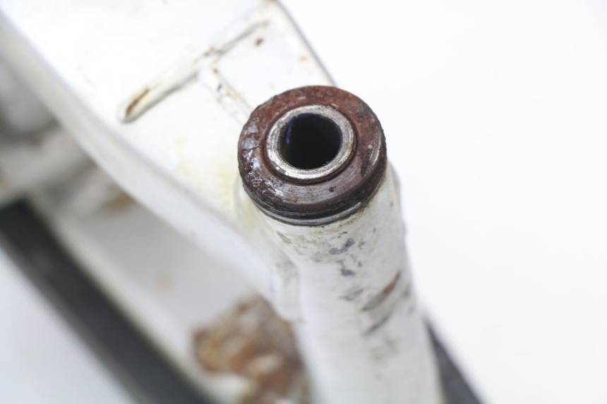 photo de BASCULANTE YAMAHA TTR 125 (2000 - 2020) - Detalle de la pieza