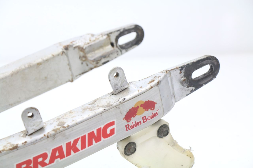 photo de BASCULANTE YAMAHA TTR 125 (2000 - 2020) - Detalles de los puntos de fijación