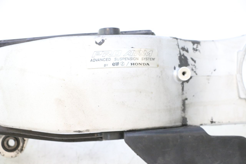 photo de BRAZO OSCILANTE HONDA VFR FI RC46 800 (1998 - 2001) - Vista principal