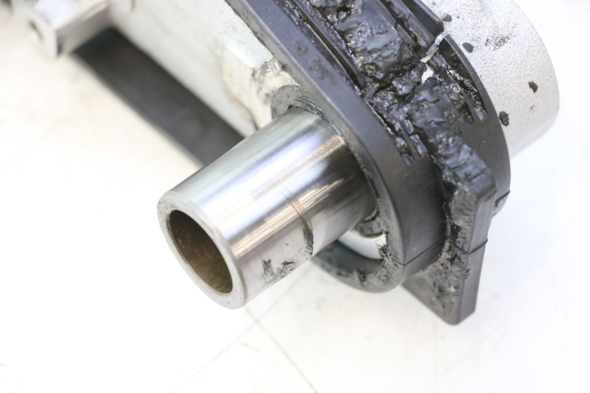 photo de BRAZO OSCILANTE HONDA VFR FI RC46 800 (1998 - 2001) - Recambio usado revisado