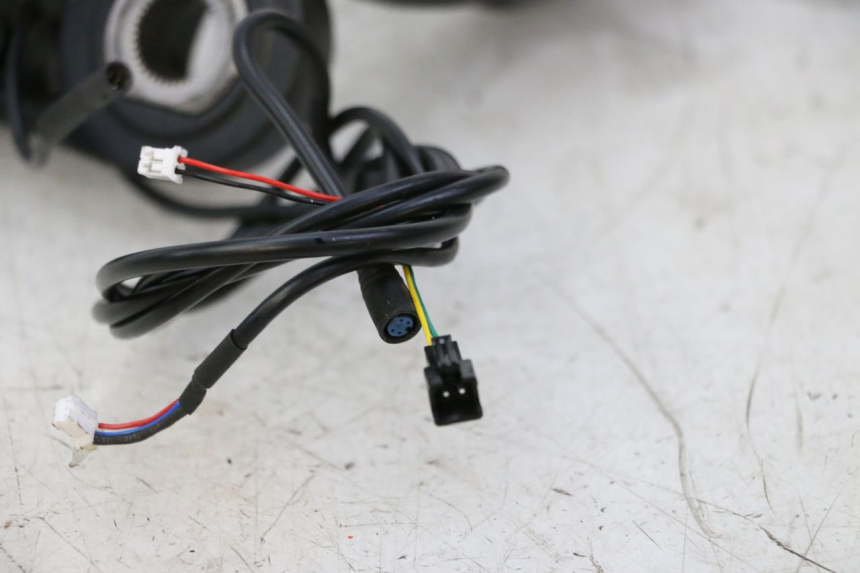 photo de BRAZO OSCILANTE DUALTRON VICTOR LIMITED 1 - Zoom estado de uso