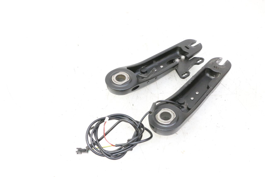 photo de BRAZO OSCILANTE DUALTRON VICTOR LIMITED 1 - Primer plano técnico