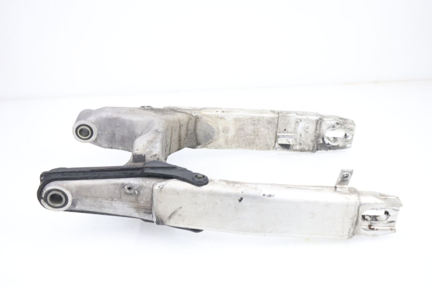 photo de BASCULANTE HONDA VTR F FIRESTORM 1000 (1997 - 2001) - Detalles de los puntos de fijación