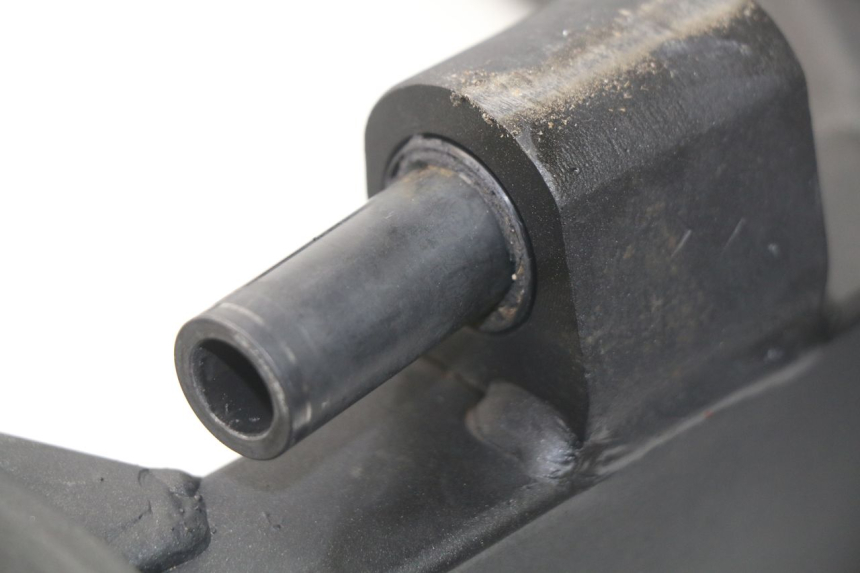 photo de BASCULANTE YAMAHA WR R 125 (2009 - 2017) - Detalle de la pieza