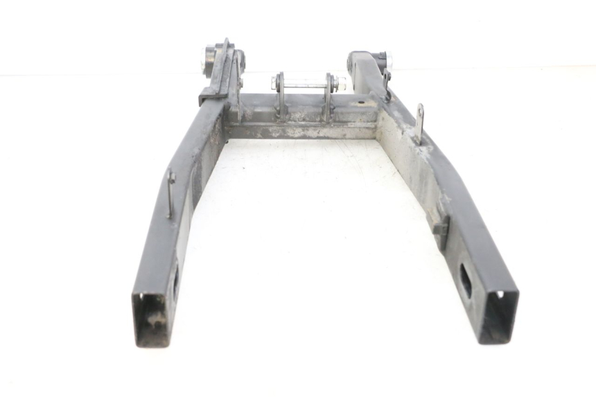 photo de BASCULANTE YAMAHA XJ6 ABS 600 (2008 - 2016) - Detalles de los puntos de fijación