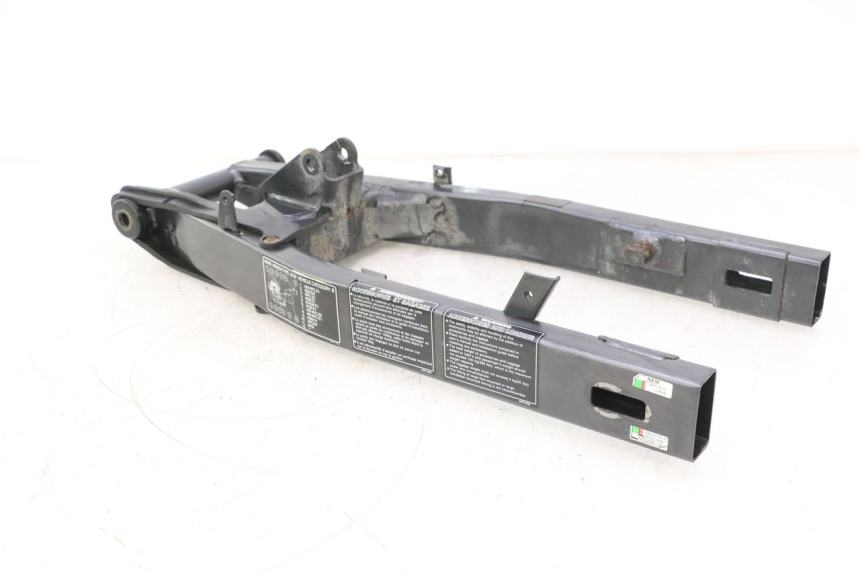 photo de BASCULANTE HONDA XLV VARADERO 125 (2007 - 2012) - Detalles de los puntos de fijación
