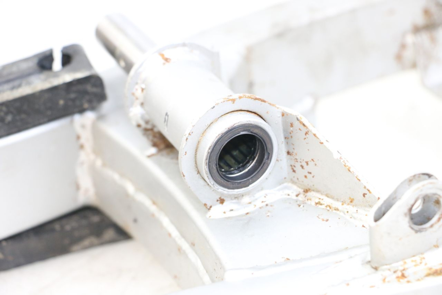 photo de Brazo oscilante HYOSUNG XRX 125 (2000 - 2008) - Detalle de la pieza