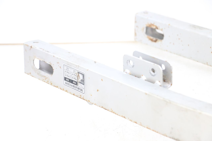 photo de Brazo oscilante HYOSUNG XRX 125 (2000 - 2008) - Enfoque en la estructura