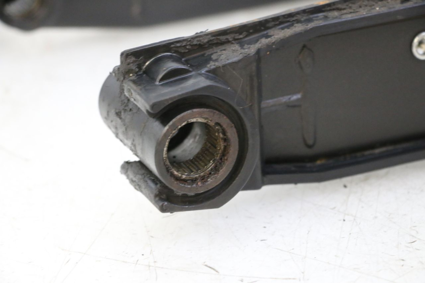 photo de BASCULANTE YAMAHA XJ6 600 (2008 - 2016) - Marcados y referencias originales