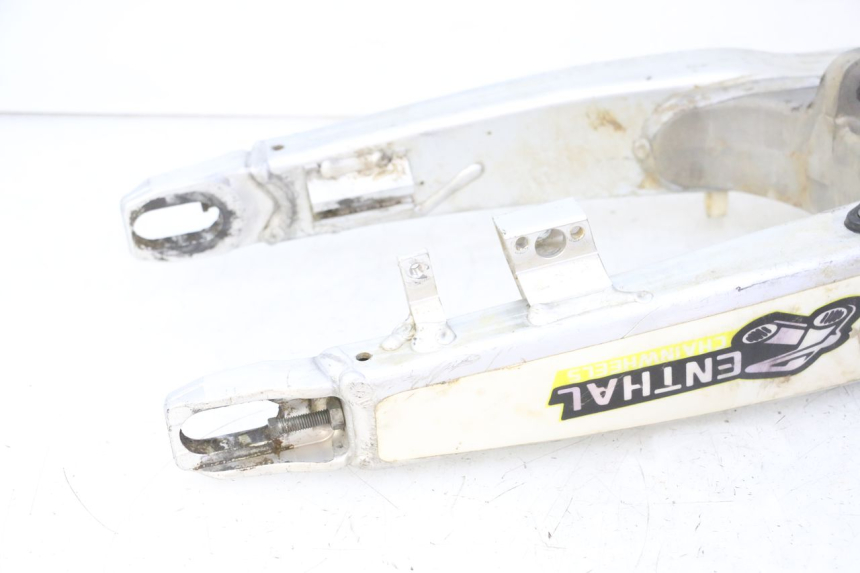 photo de BASCULANTE YAMAHA YZ-F YZF 250 (2014 - 2018) - Zoom sobre los componentes