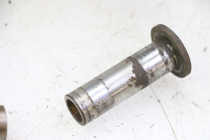 photo de Brazo oscilante YAMAHA YZ 85 (2002 - 2018) - Detalles de los puntos de fijación