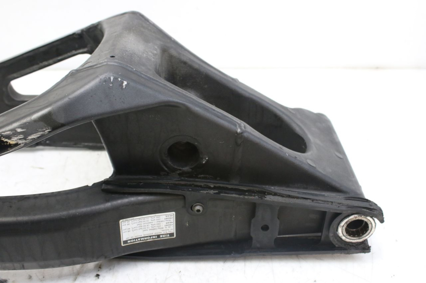 photo de BRAZO OSCILANTE YAMAHA YZF R1 1000 (2007 - 2008) - Estado de la superficie y material