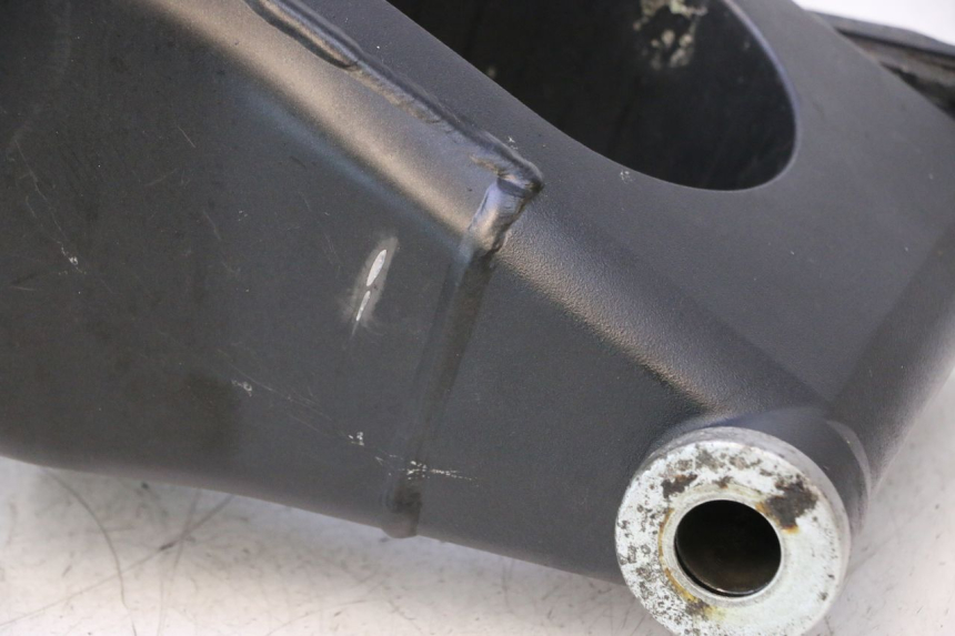 photo de BASCULANTE YAMAHA YZF R6 600 (2008 - 2009) - Detalles de los puntos de fijación