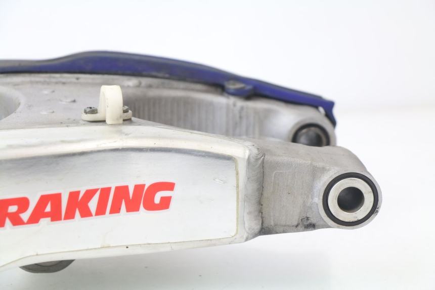 photo de BASCULANTE YAMAHA YZF YZ-F 450 (2018 - 2021) - Zoom sobre los componentes