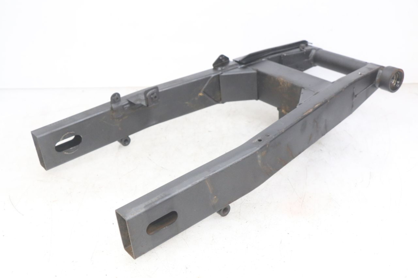 photo de BRAZO OSCILANTE KAWASAKI Z 750 (2007 - 2013) - Detalles de los puntos de fijación