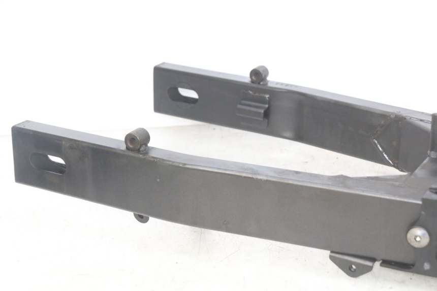 photo de BRAZO OSCILANTE KAWASAKI Z 750 (2007 - 2013) - Estado de la superficie y material