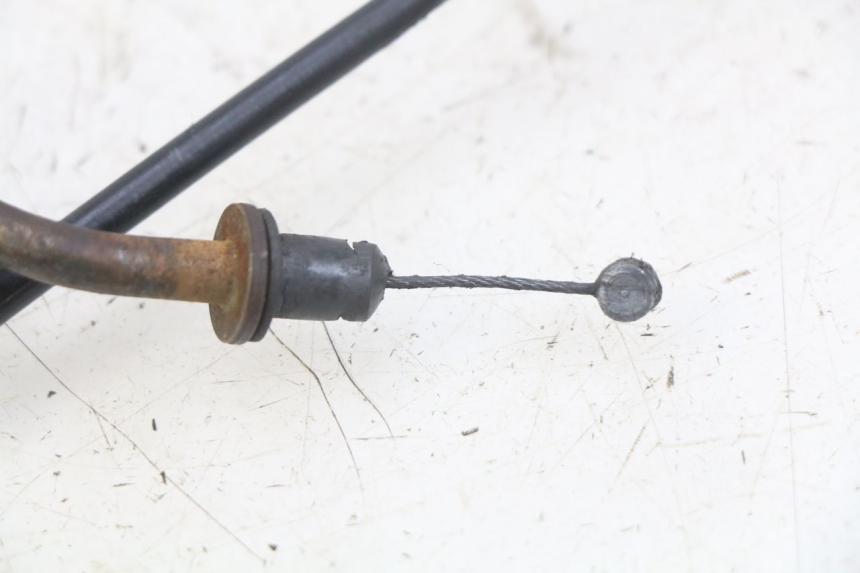 photo de CABLE ACELERADOR MBK BOOSTER SPIRIT 50 (1999 - 2003) - Detalles de los puntos de fijación