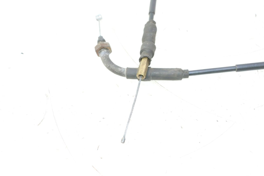 photo de CABLE ACELERADOR TGB CITY RS 50 (2011 - 2016) - Primer plano técnico