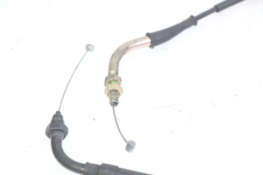 photo de CABLE ACELERADOR PEUGEOT CITYSTAR AIR 125 (2014 - 2017) - Primer plano técnico
