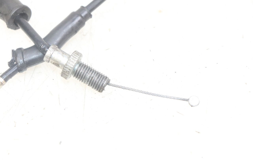 photo de CABLE ACELERADOR LONCIN DIRT BIKE 125 - Primer plano técnico