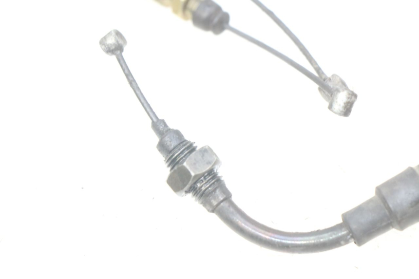 photo de CABLE ACELERADOR HONDA FES PANTHEON 2T 125 (1998 - 2002) - Primer plano técnico