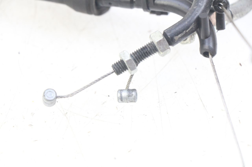photo de CABLE ACELERADOR YAMAHA FJR ABS 1300 (2006 - 2012) - Otra perspectiva
