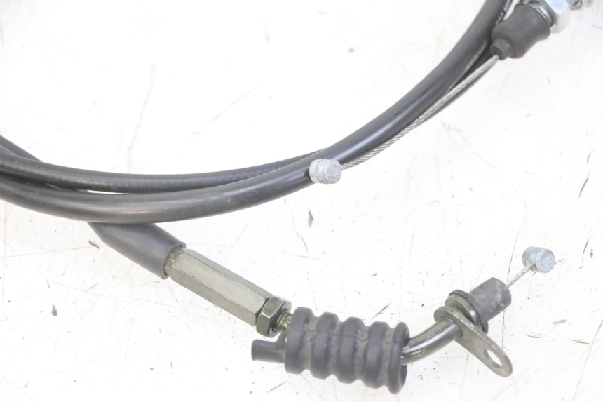 photo de CABLE DE ACELERADOR VENESI FLY RETRO 4T 50 (2020 - 2025) - Zoom estado de uso