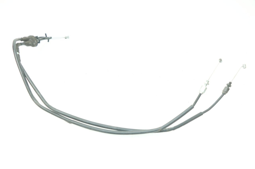 photo de CABLE ACELERADOR YAMAHA FZ8 800 (2010 - 2016) - Primer plano técnico