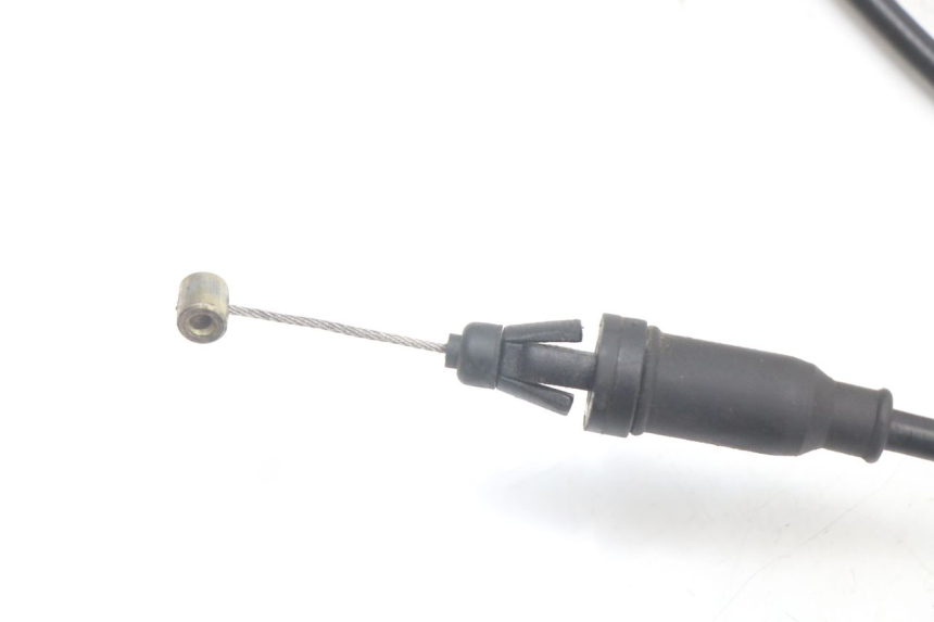 photo de CABLE DE ACELERADOR PEUGEOT GEOPOLIS RS 125 (2007 - 2009) - Zoom estado de uso