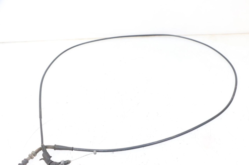 photo de CABLE ACELERADOR KYMCO GRAND DINK 125 (2002 - 2007) - Primer plano técnico