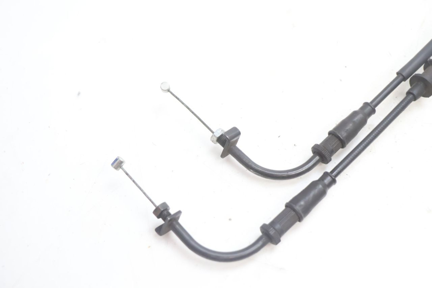 photo de CABLE ACELERADOR PIAGGIO MP3 LT 300 (2010 - 2016) - Zoom estado de uso