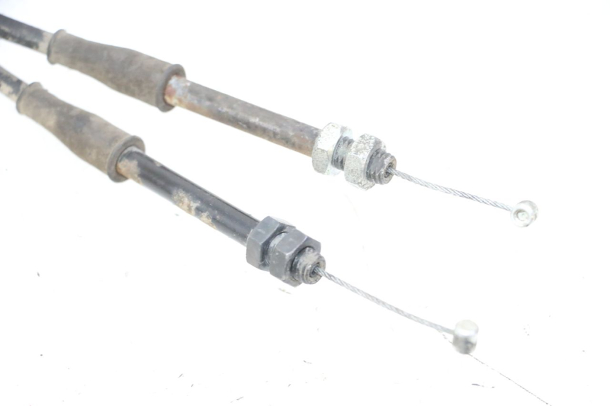photo de CABLE ACELERADOR PIAGGIO MP3 RL 250 (2006 - 2010) - Primer plano técnico