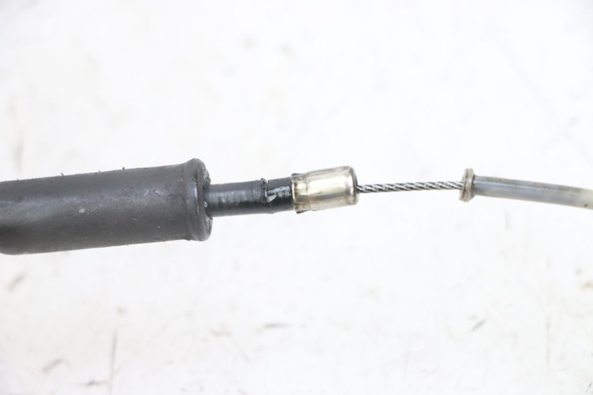 photo de CABLE ACELERADOR PIAGGIO NEW TYPHOON 50 (2018 - 2021) - Primer plano técnico