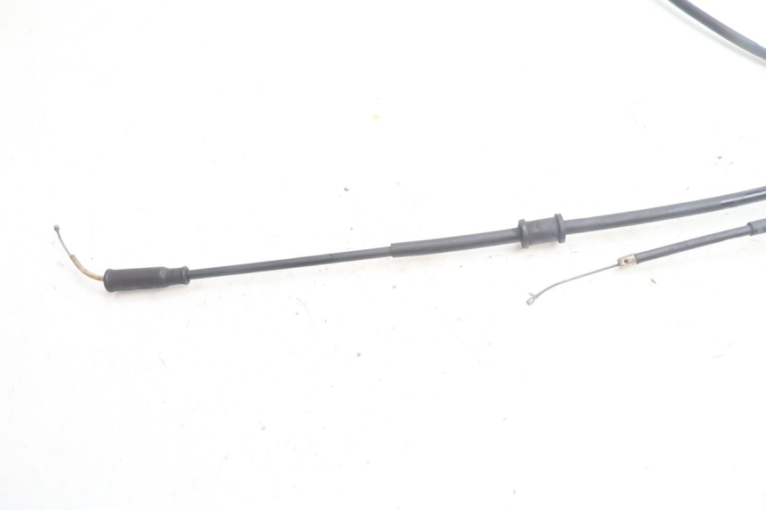 photo de CABLE ACELERADOR PIAGGIO NEW TYPHOON 50 (2018 - 2021) - Zoom estado de uso