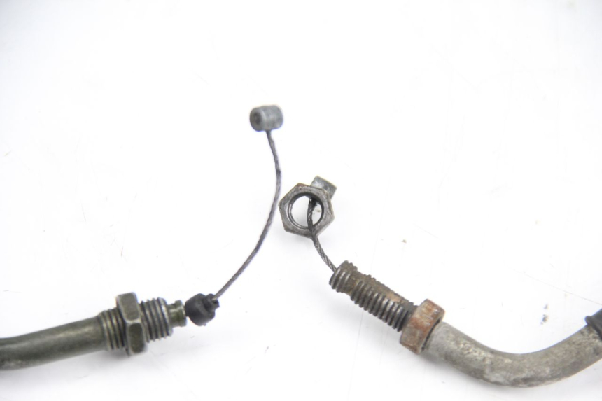 photo de CABLE ACELERADOR TNT MOTOR ROMA 10' 4T 50 (2007 - 2018) - Primer plano técnico