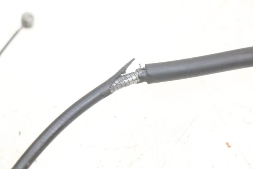 photo de CABLE ACELERADOR PEUGEOT SATELIS 125 (2010 - 2012) - Otra perspectiva