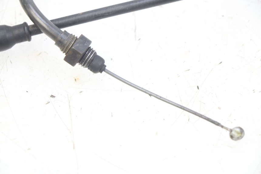 photo de CABLE ACELERADOR PEUGEOT SATELIS 125 (2010 - 2012) - Detalles de los puntos de fijación