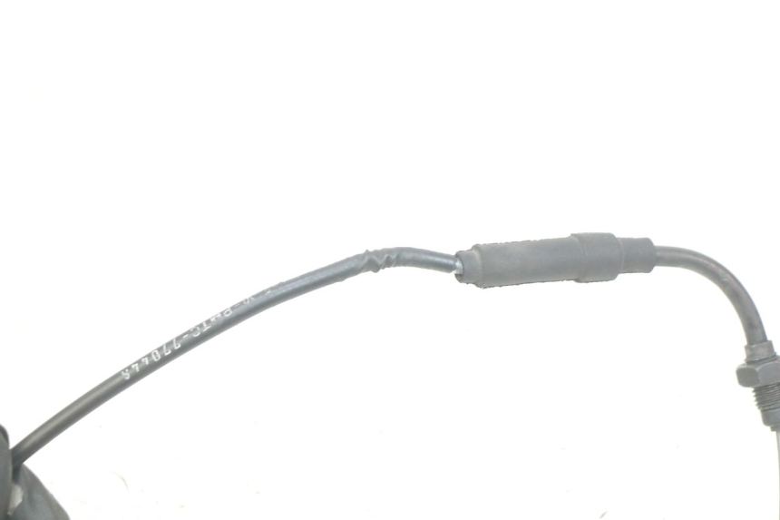 photo de CABLE ACELERADOR PEUGEOT SATELIS 125 (2010 - 2012) - Primer plano técnico