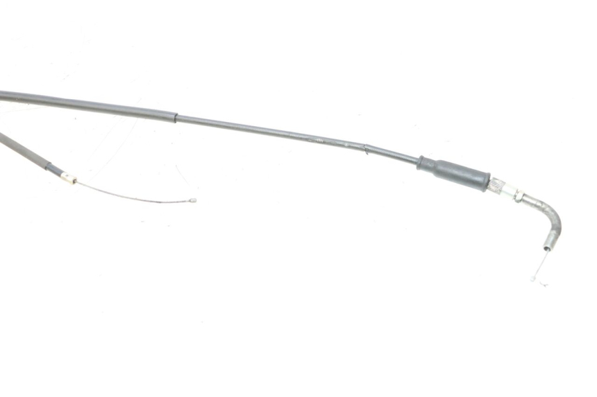 photo de CABLE ACELERADOR APRILIA SR MOTARD 50 (2012 - 2018) - Primer plano técnico