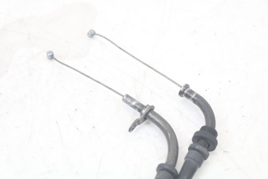 photo de CABLE ACELERADOR SUZUKI SV N 650 (1999 - 2002) - Otra perspectiva