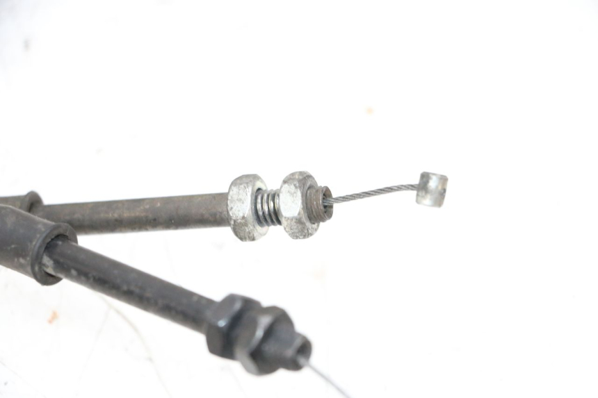 photo de CABLE ACELERADOR PIAGGIO VESPA GTS SUPER IE 125 (2009 - 2016) - Primer plano técnico