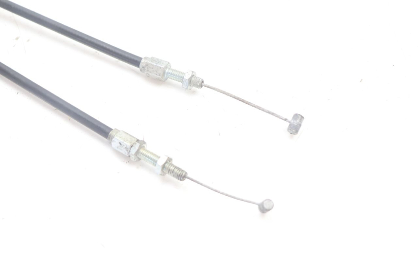 photo de CABLE ACELERADOR HONDA VFR FI RC46 800 (1998 - 2001) - Primer plano técnico