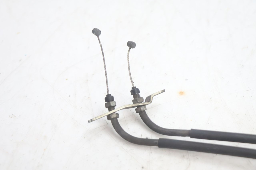 photo de CABLE ACELERADOR YAMAHA XMAX X-MAX 125 (2006 - 2009) - Zoom estado de uso