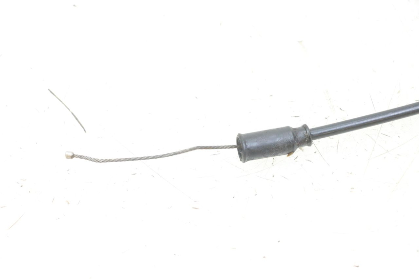 photo de CABLE ACELERADOR PEUGEOT XP6 50 (1997 - 2003) - Primer plano técnico