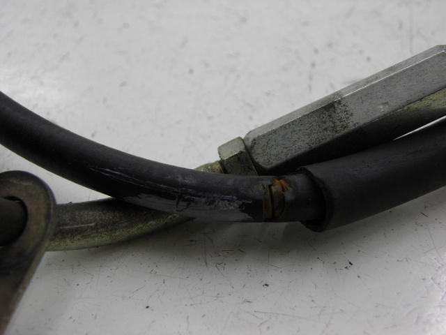 photo de CABLE ACELERADOR YAMAHA YBR CUSTOM 125 (2008 - 2010) - Detalle de la pieza