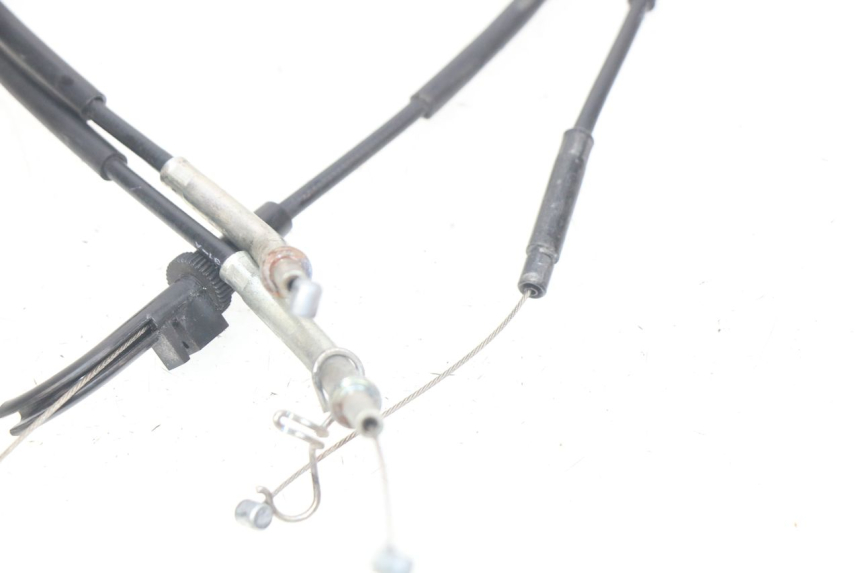 photo de CABLE ACELERADOR KAWASAKI Z 650 (2016 - 2019) - Primer plano técnico